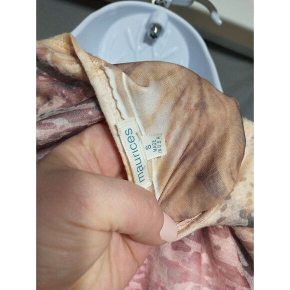 😊 Maurices artist tank top front pockets s - Picture 3 of 3